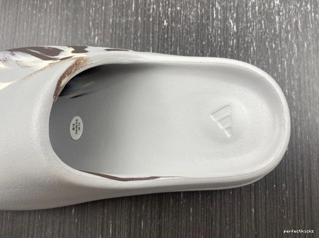 Adidas GZ5553 Slide Yeezy 0707